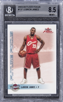 2003/04 Fleer Focus #137 LeBron James Rookie Card (#427/499) – BGS NM-MT+ 8.5